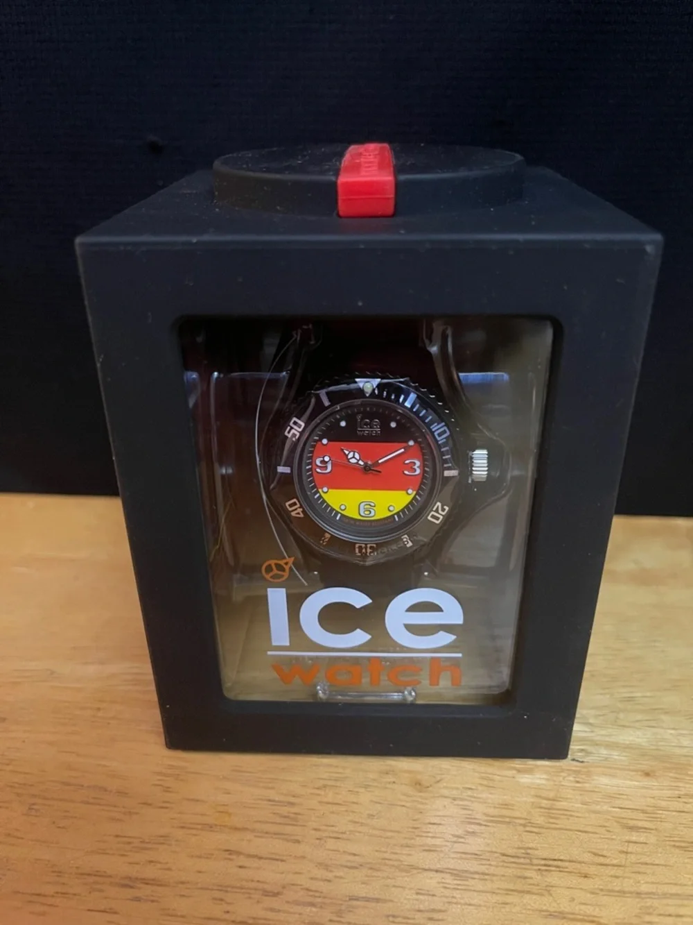 Ice watch Germany Unisex Black Watch Dialed